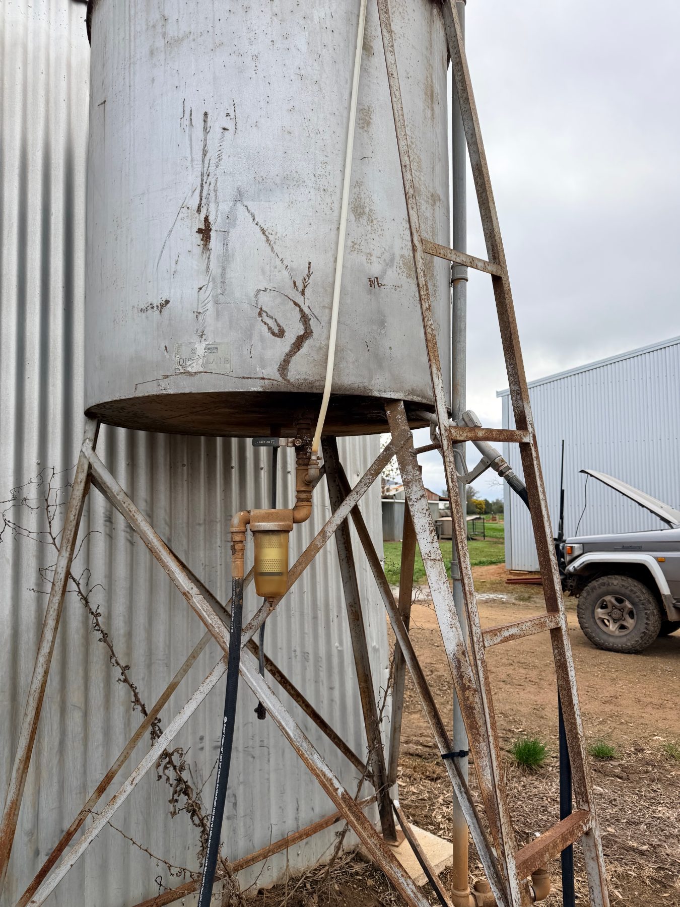 (13081) 1150L diesel tank - photo 2
