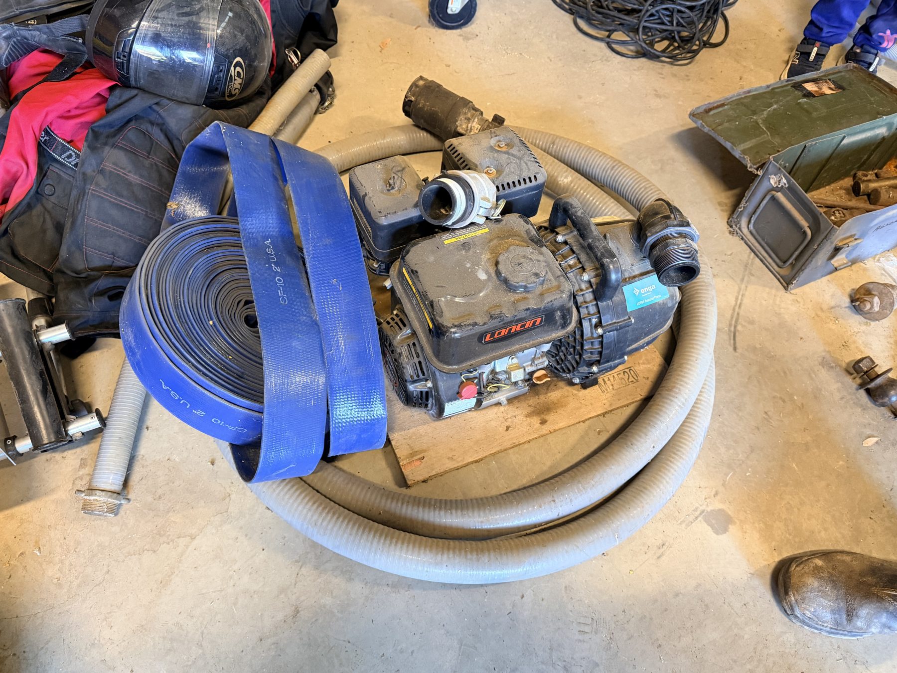 (12917) 2" Onga pump and petrol motor