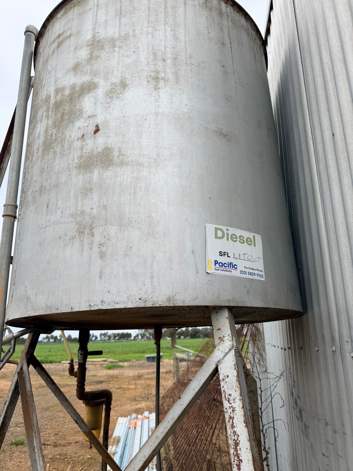 (13081) 1150L diesel tank - photo 4