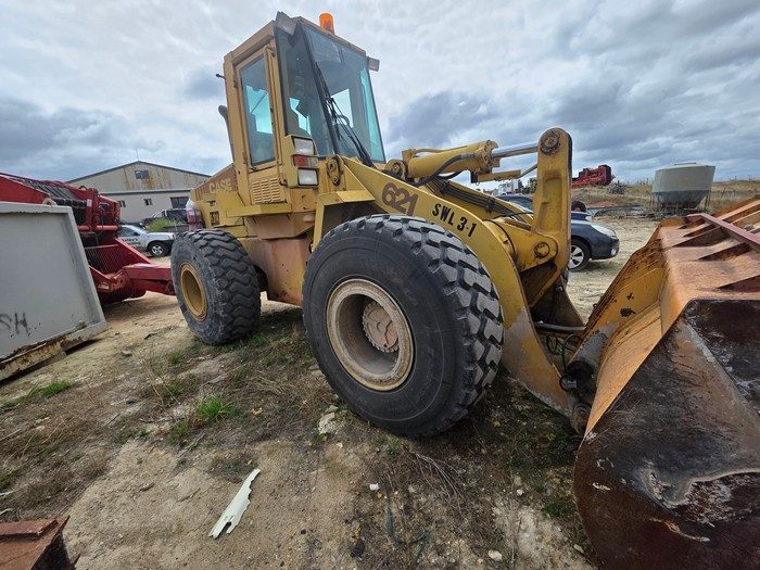 (12998) Case 621ZF Wheeled Loader - photo 3