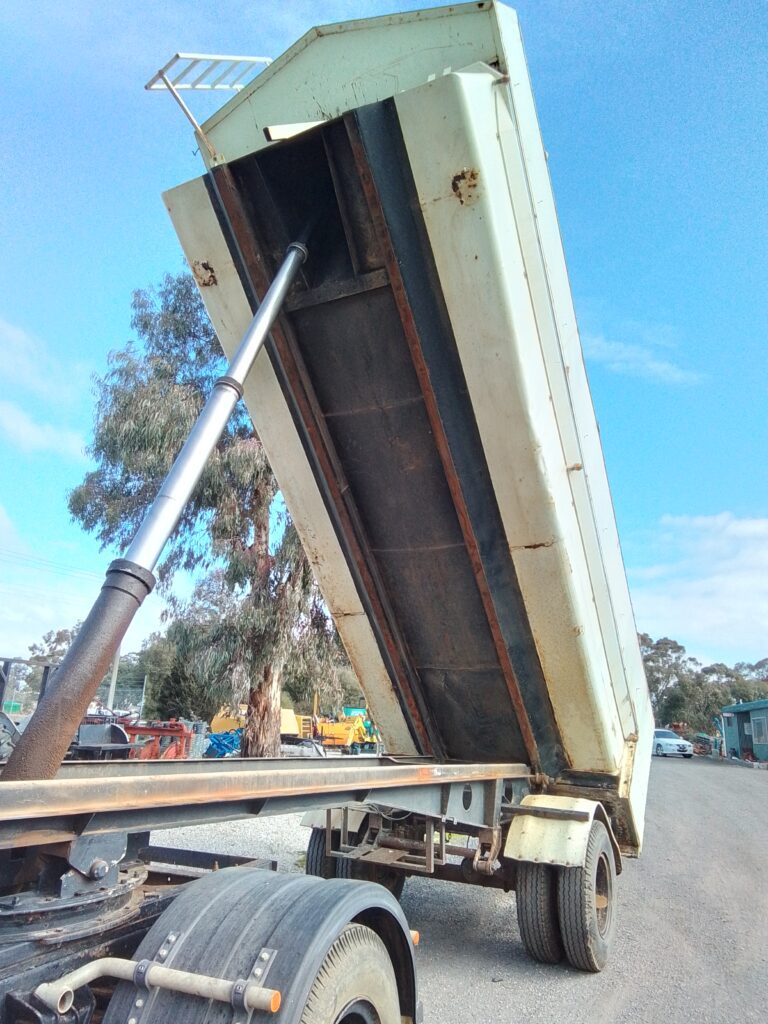 (12976) Acco 2150B & Kersh Tipper - photo 6