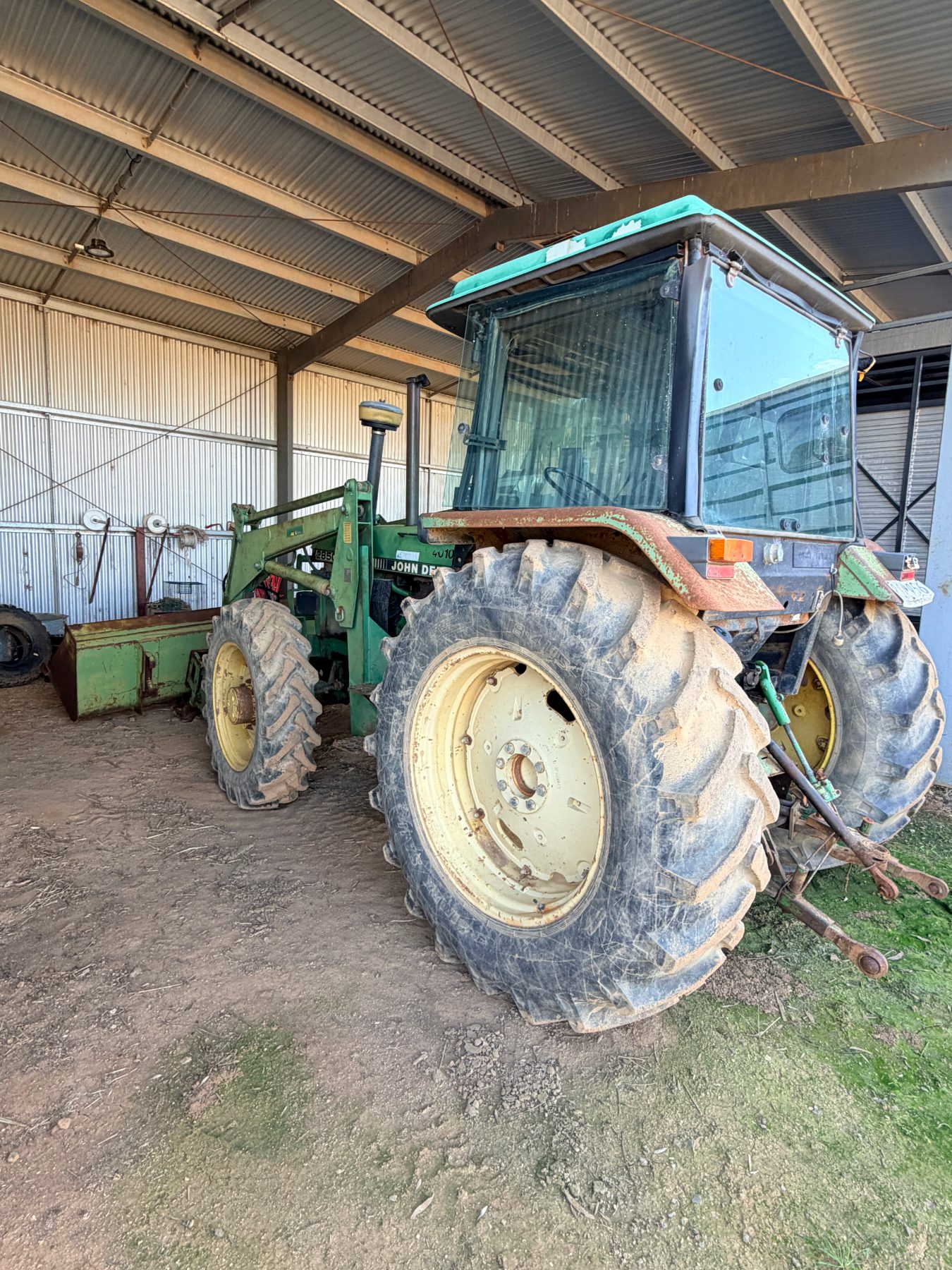 1988 John Deer 2850 Tractor & FEL