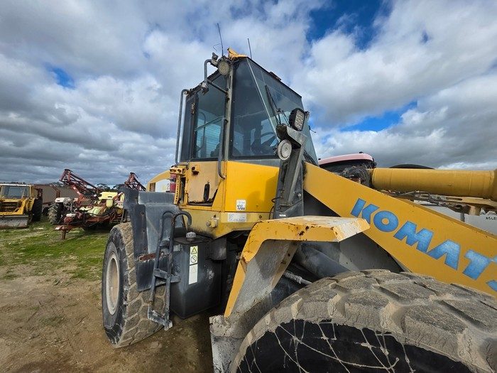 (12997) Komatsu WA250-5H Front End Loader - photo 3