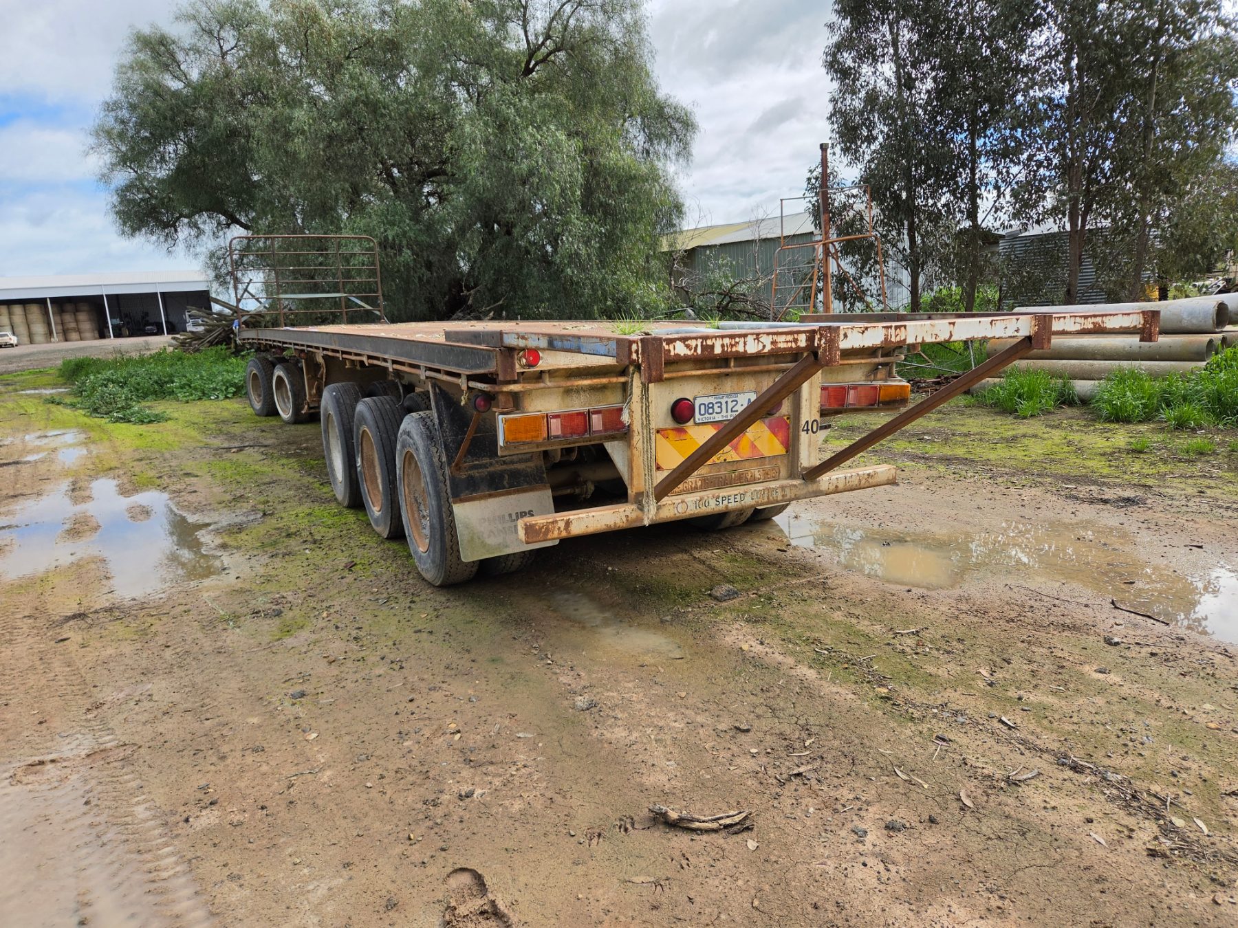 (13031) 44ft H/duty Tri-axle Farm Hay Trailer - photo 8