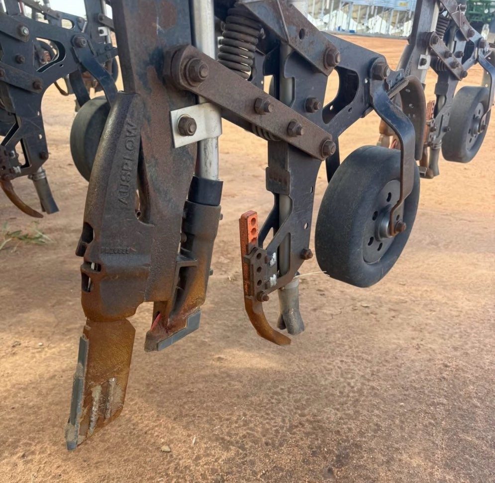 (12971) AusPlow DBS D300 60 Ft Airseeder Bar - photo 6