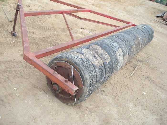 (12989) Rubber Tyre Roller - 4.4m wide - photo 3
