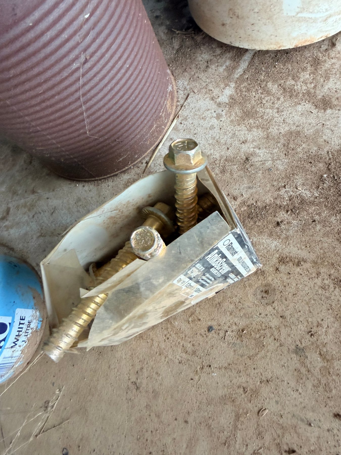 (13183) Tub full of assorted nuts, bolts, screws, rivets etc. - photo 11
