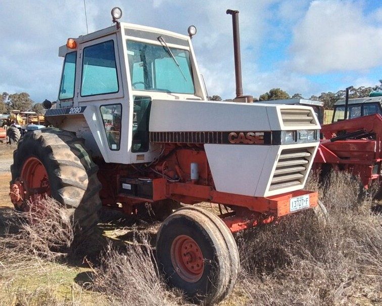 (12975) Case Agri-King 2090 Tractor - photo 4