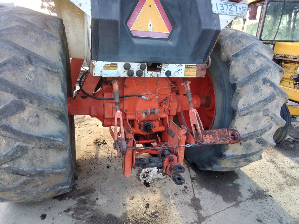 (12975) Case Agri-King 2090 Tractor - photo 6