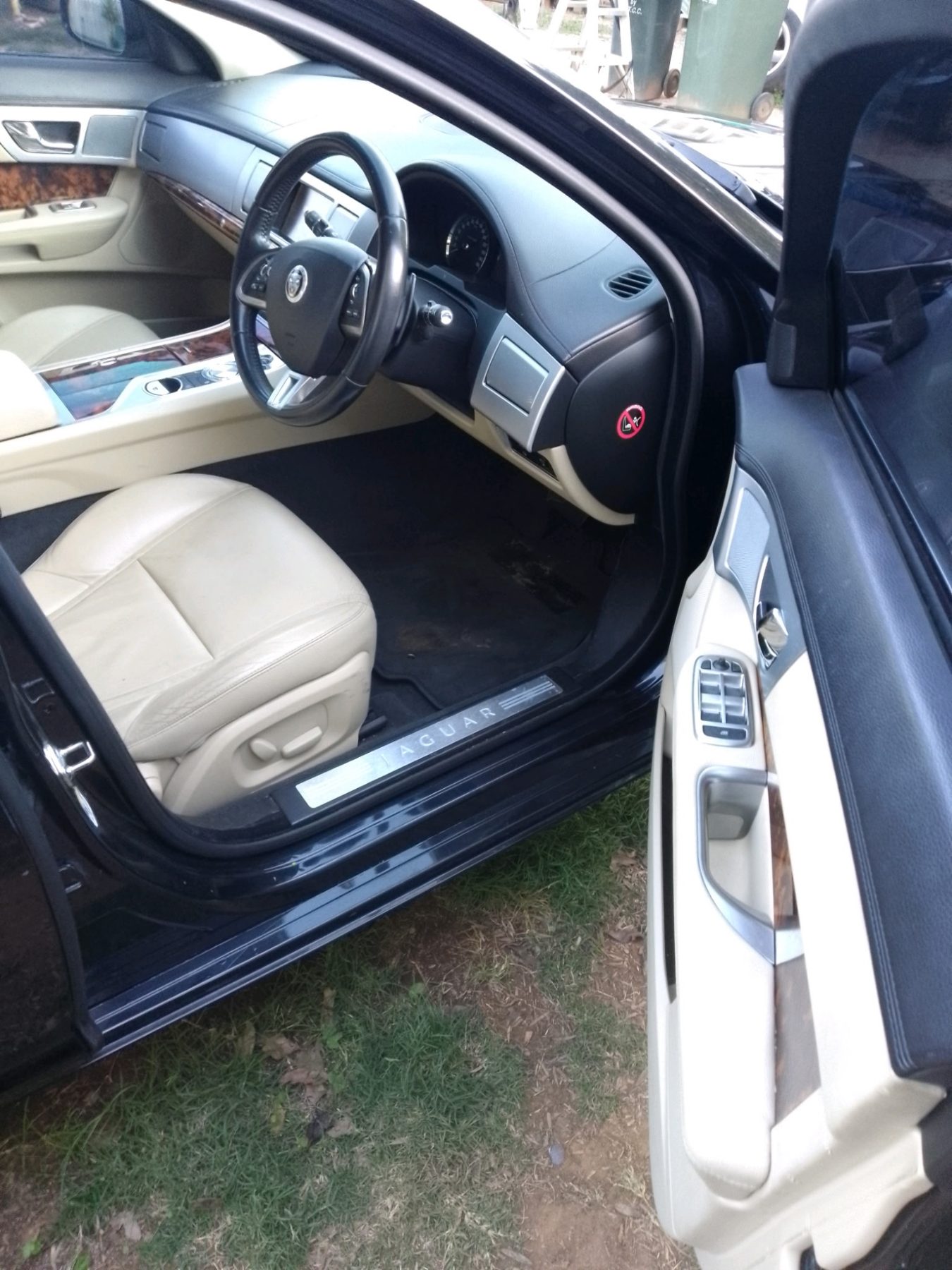 (12984) 2011 Jaguar XF 3.0 V6 Diesel - photo 7
