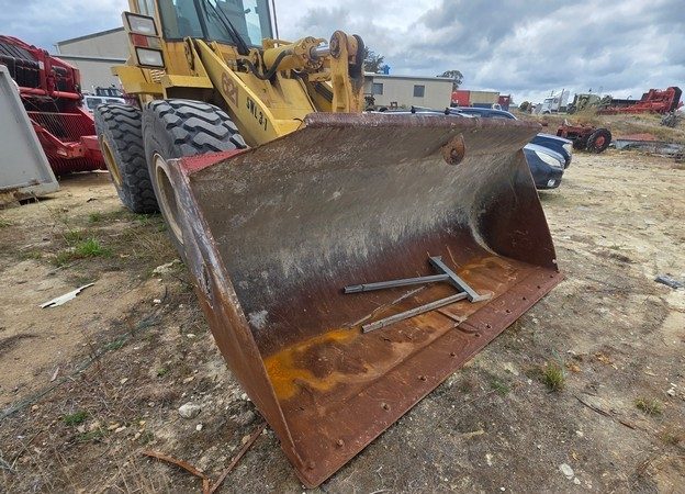 (12998) Case 621ZF Wheeled Loader - photo 6