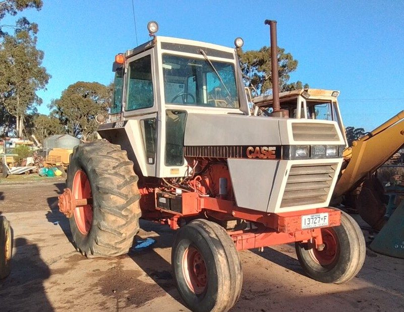 (12975) Case Agri-King 2090 Tractor - photo 2