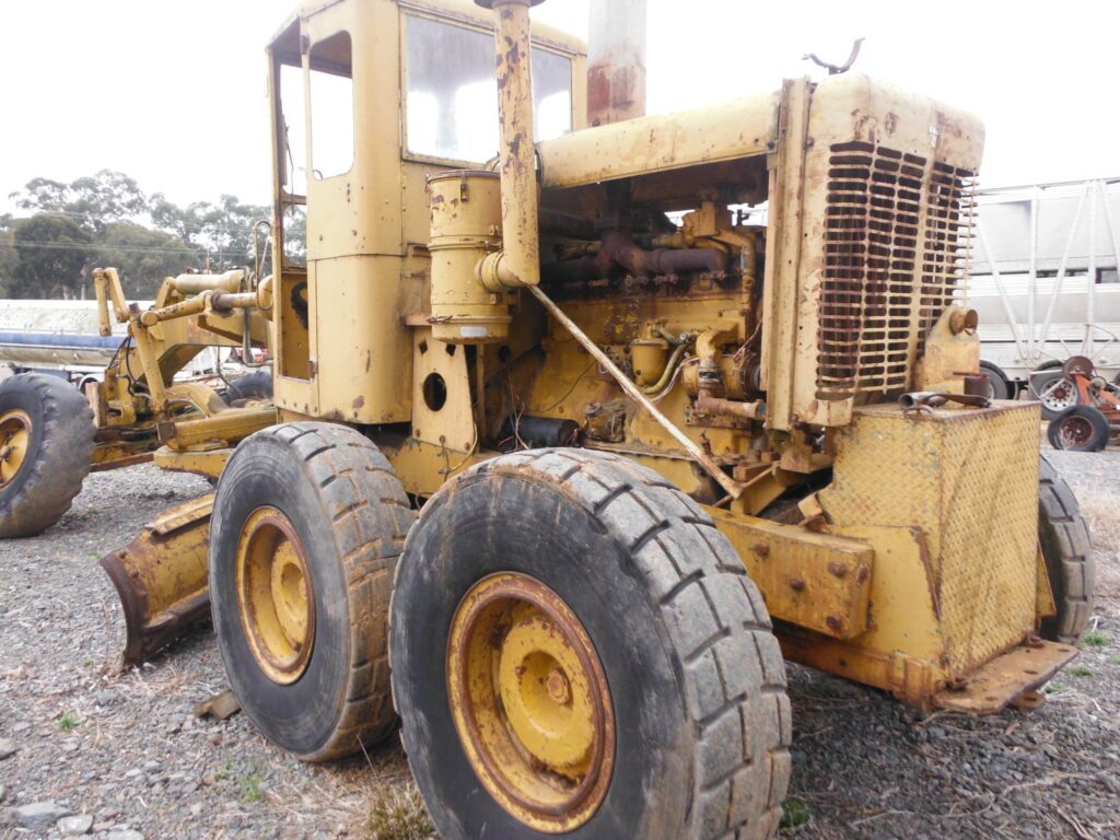 (12834) Galion 118 Grader - photo 4