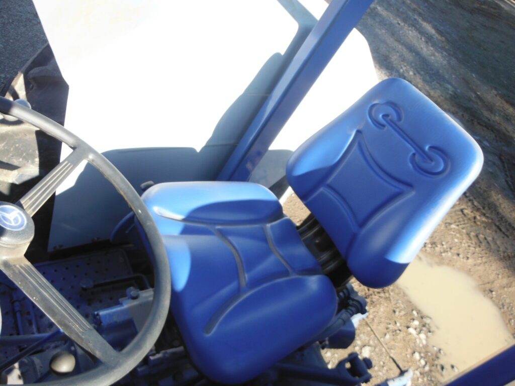 (12970) Ford 4000 Tractor with FEL - photo 7