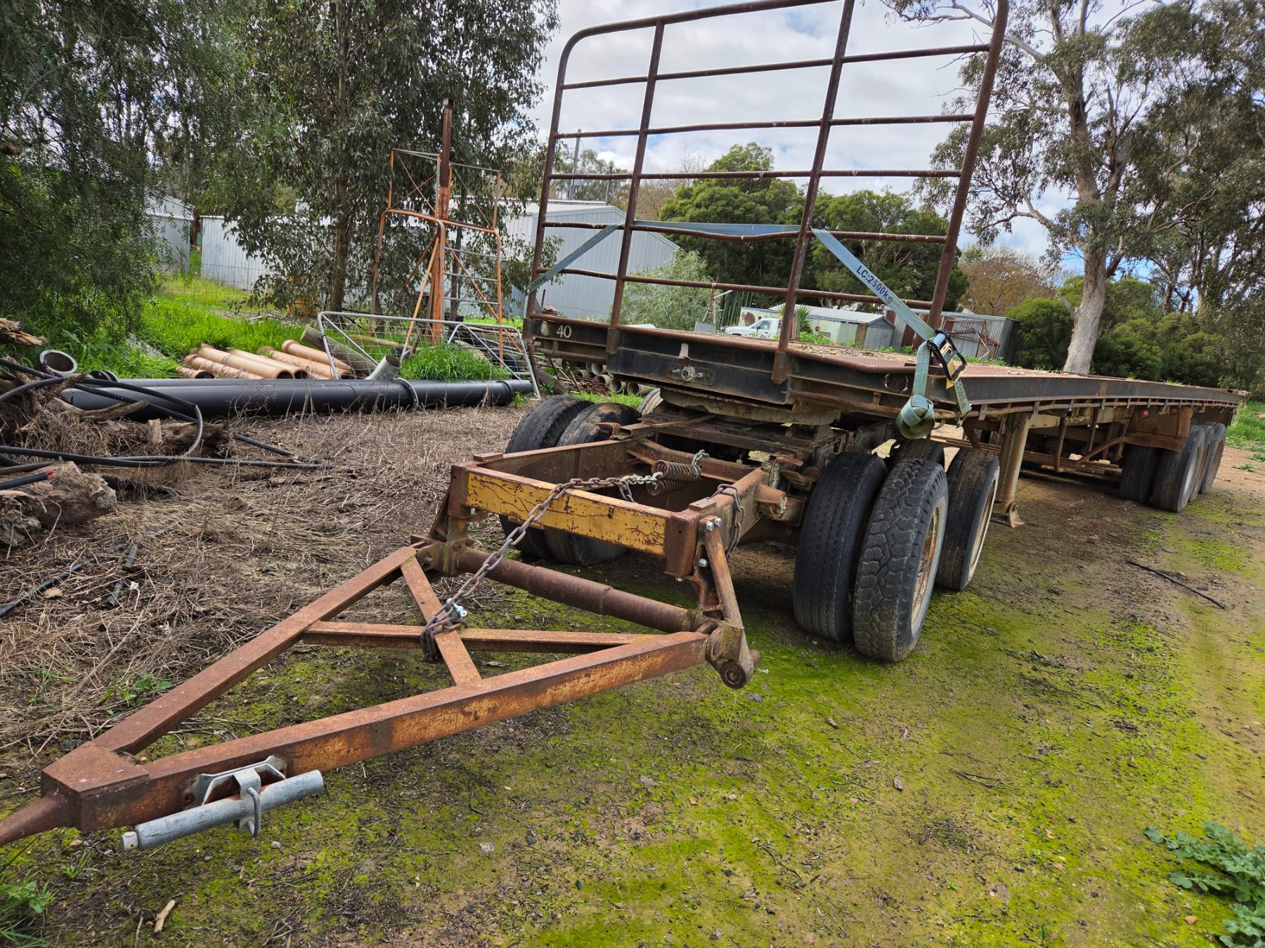 (13031) 44ft H/duty Tri-axle Farm Hay Trailer - photo 3
