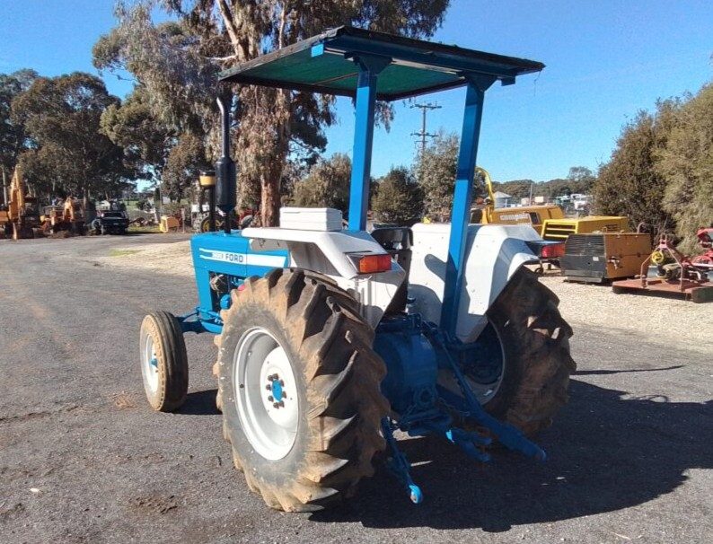 (12974) Ford 3600 Tractor - photo 3