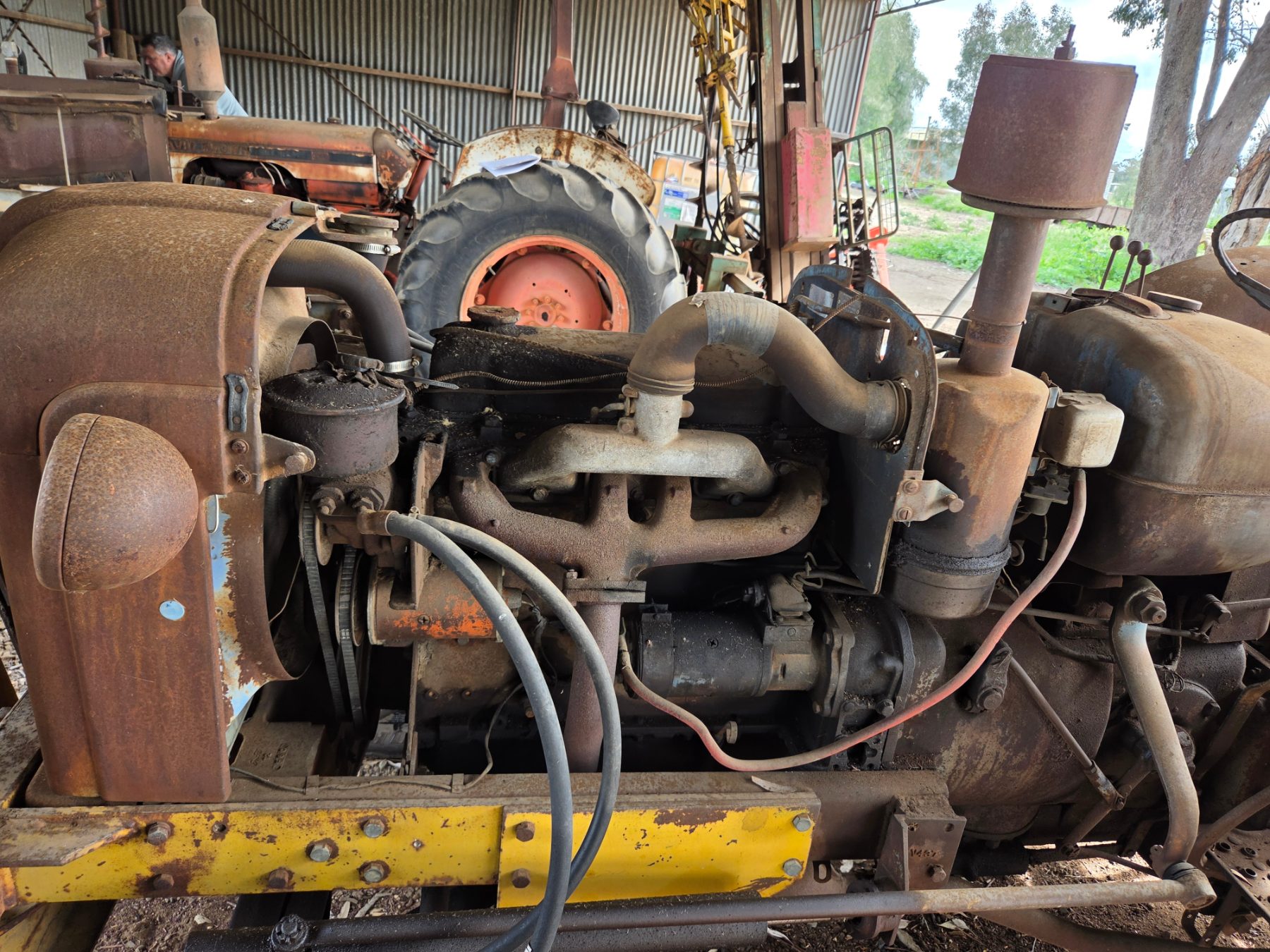 (13037) Fordson Major with Forklift - photo 12