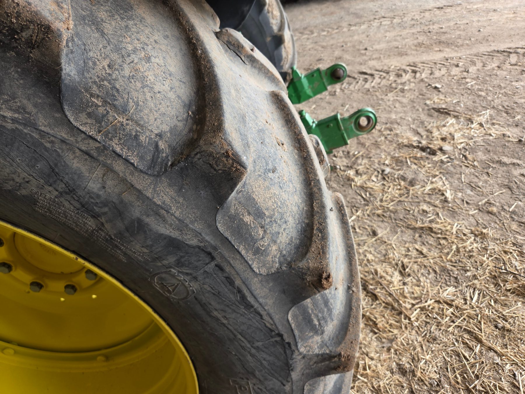 (13008) 2011 John Deere 6630 FWA Tractor - photo 13
