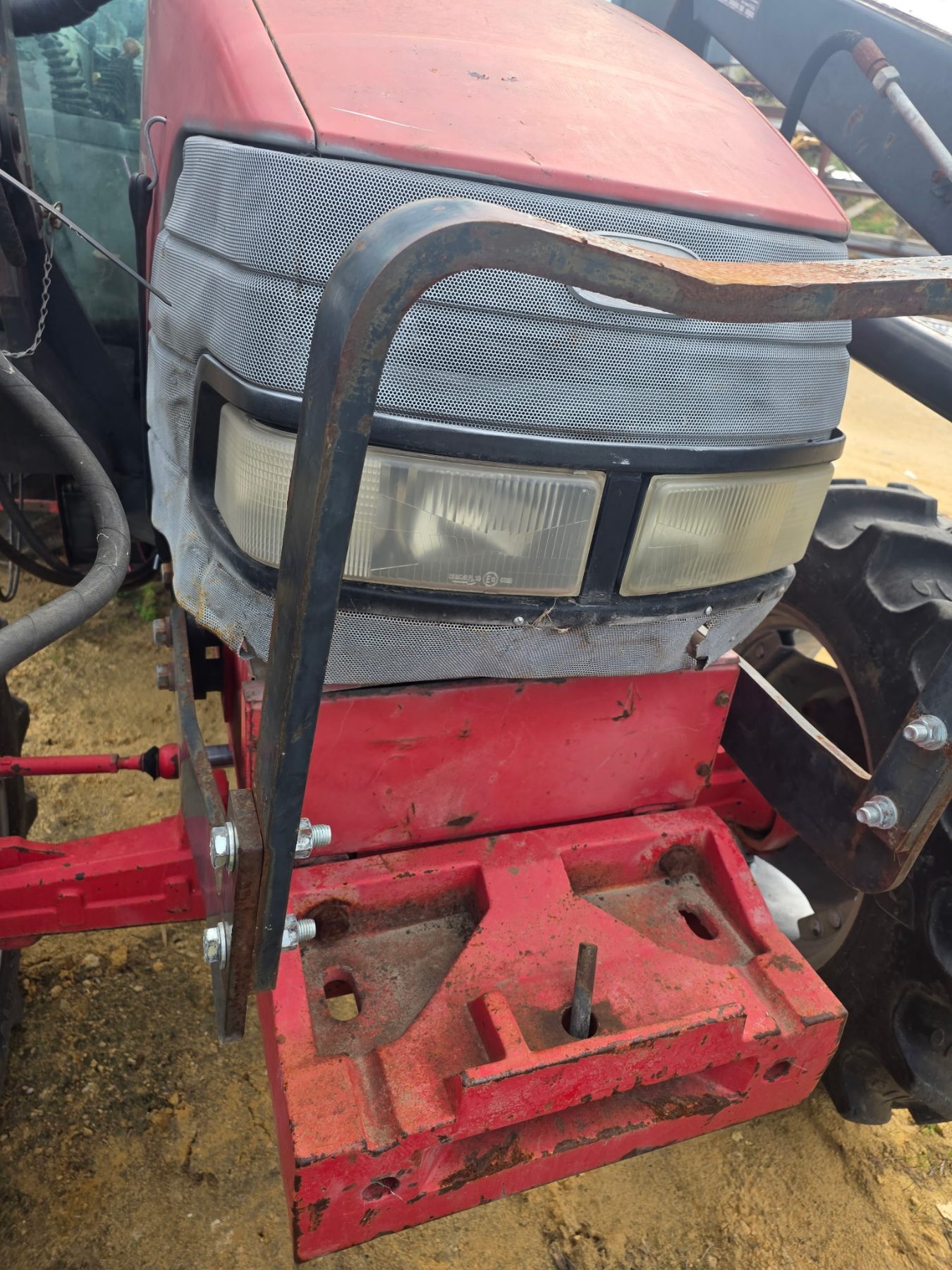 (11264) McCormick International CX-80 Tractor with Loader - photo 5