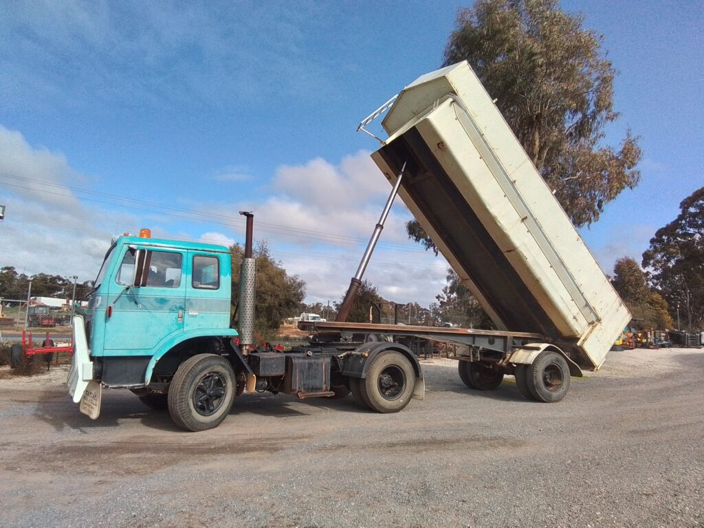 (12976) Acco 2150B & Kersh Tipper - photo 2