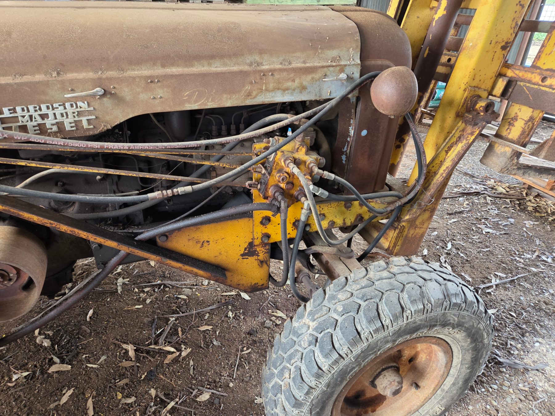 (13037) Fordson Major with Forklift - photo 7