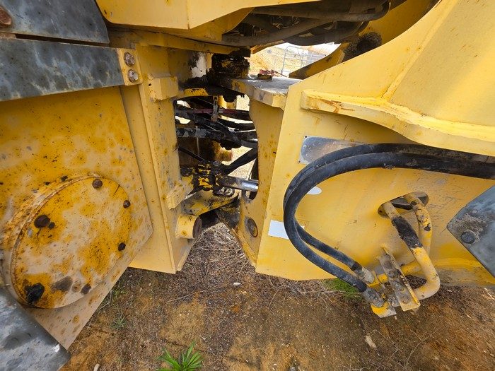 (12996) Komatsu WA200 Front End Loader - photo 8